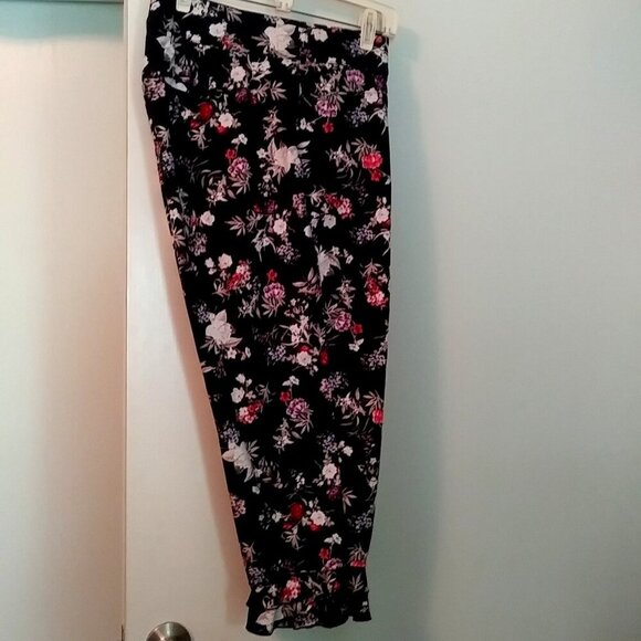 👖🌸💐LANE BRYANT Allie Ruffle Hem Floral Ankle Pants | Size 14 - Picture 5 of 10